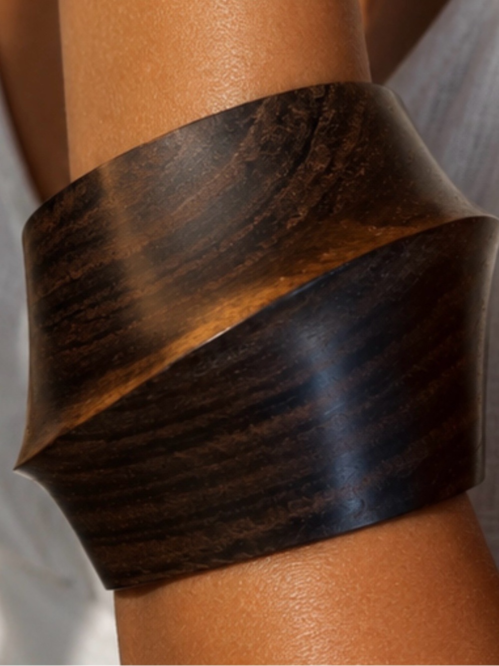 Natural Wood Elegant Statement Cuff Bracelet - Earthy